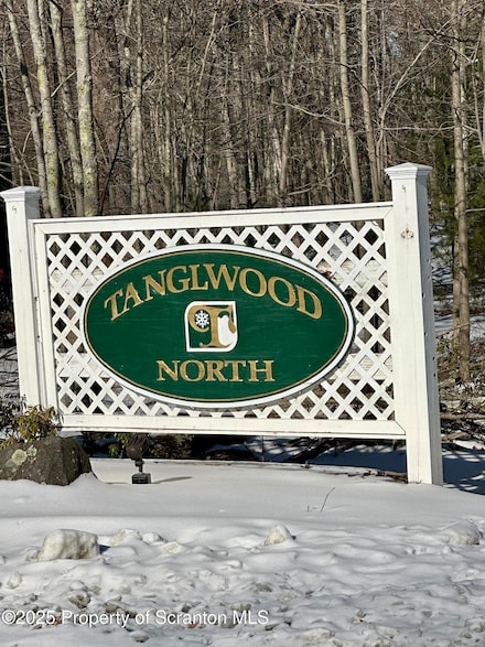 132 Gunstock Ln, Blooming Grove Township, PA 18464