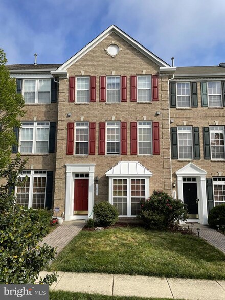 1541 Oakley Ln, Hanover, MD 21076