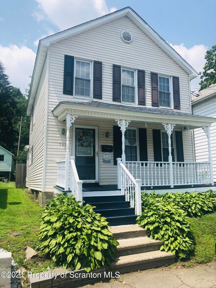 168 S Church St, Carbondale, PA 18407