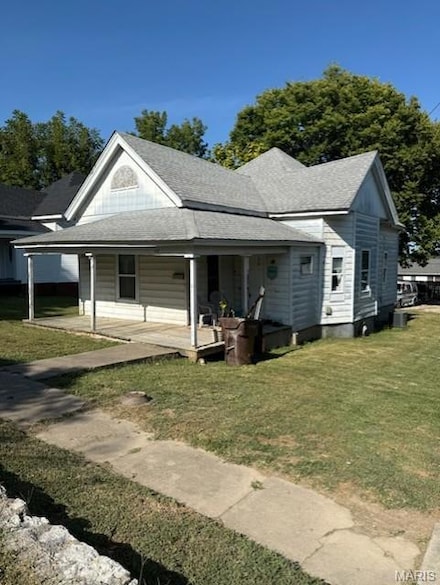 410 N 5th St, Elsberry, MO 63343