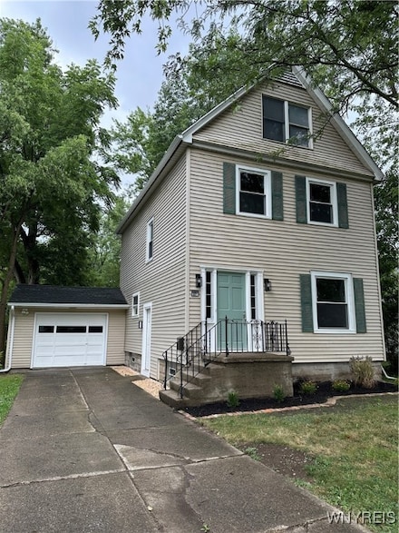27 Orchard Ave, West Seneca, NY 14224