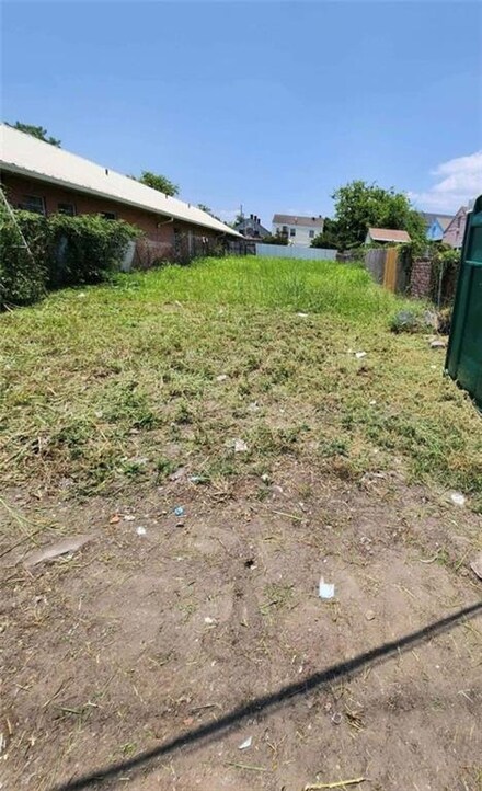 2215 Rev John Raphael Jr Way, New Orleans, LA 70113
