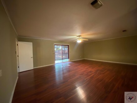New Boston TX Real Estate &amp; Homes for Sale - Homes.com