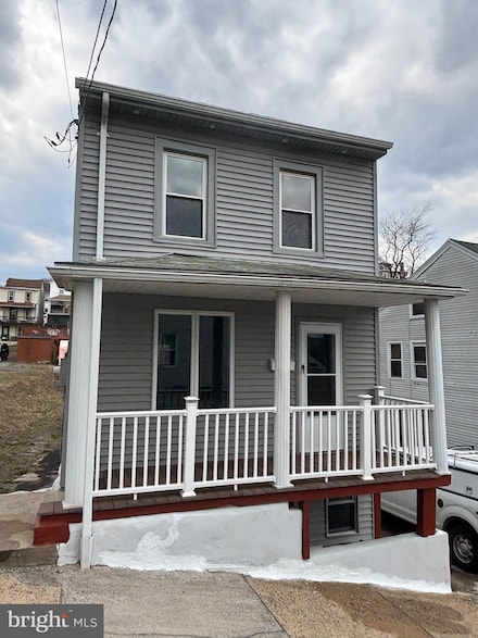 108 Cherry St, Saint Clair, PA 17970