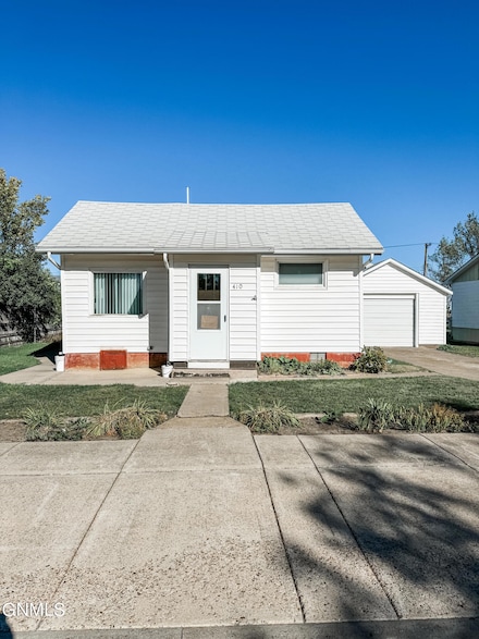 410 1st Ave W, Scobey, MT 59263
