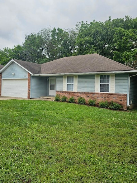 3807 S Leawood Ave, Springfield, MO 65807