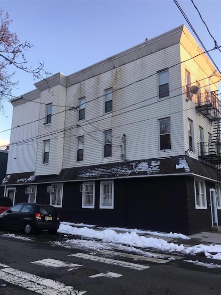 236 New York Ave Unit 4, Jersey City, NJ 07307