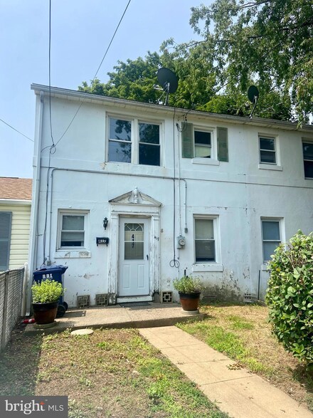 417 New Jersey Ave, Wallingford, PA 19086