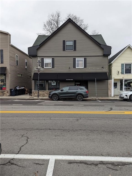20 B W Main St, Webster, NY 14580