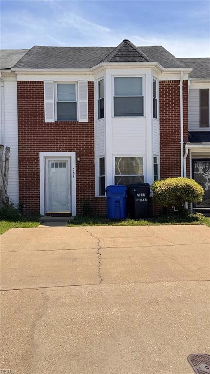 5285 Settlers Park Dr, Virginia Beach, VA 23464