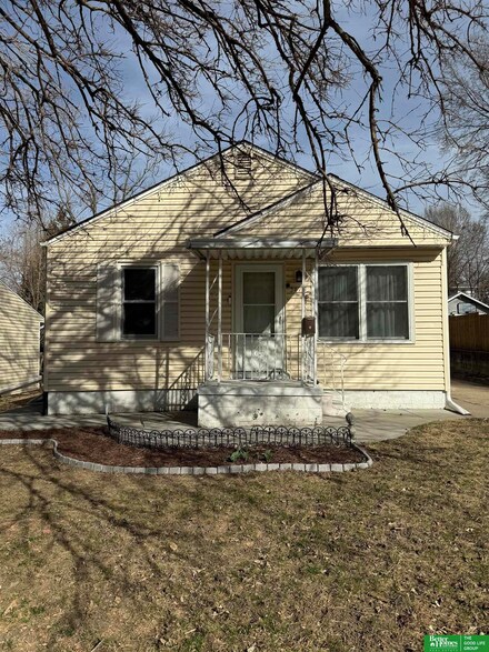 3473 S 14th St, Omaha, NE 68108