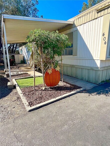 703 Oro Dam Blvd W Unit 404, Oroville, CA 95965