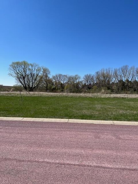 7 Lighthouse Ln, Slayton, MN 56172