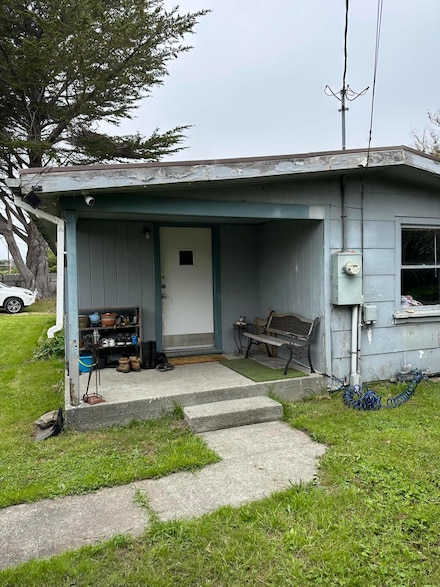 2070 Darin Dr, Arcata, CA 95521