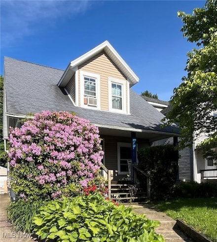 749 Elma St, Akron, OH 44310