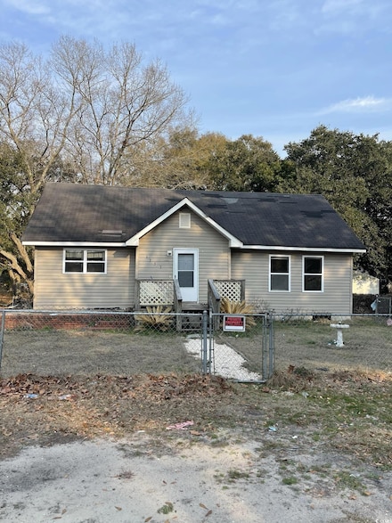 1353 Moss St, Georgetown, SC 29440