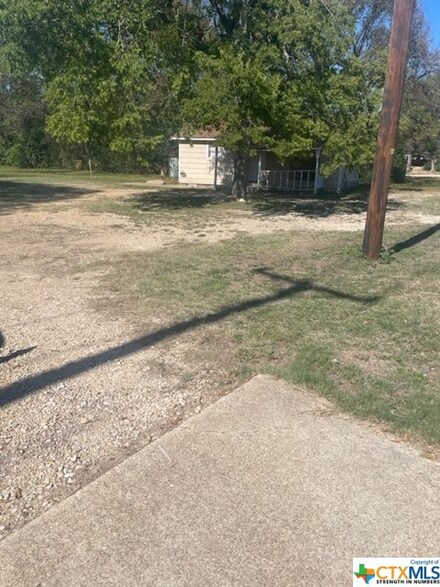 705 E Avenue O, Belton, TX 76513