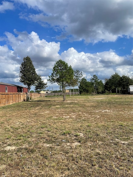 102 Road 5105, Cleveland, TX 77327
