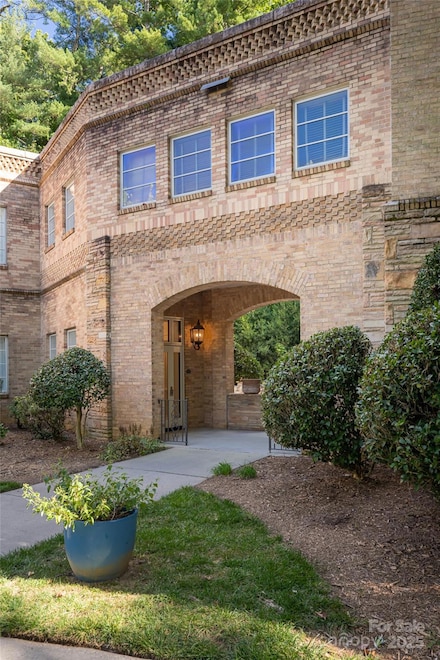 6 Village Ln Unit B102, Asheville, NC 28803