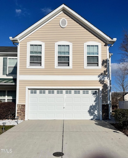 8836 Thornton Garden Ln, Raleigh, NC 27616