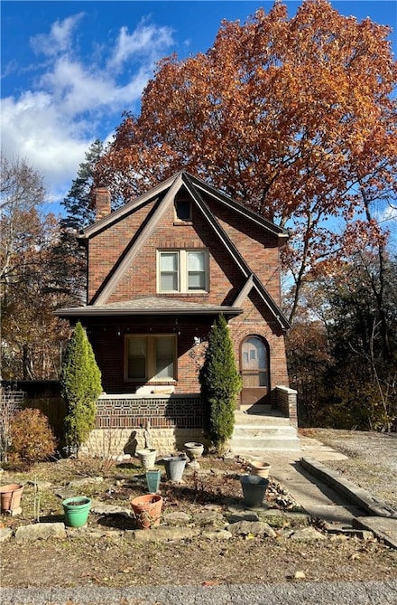 245 Lipp Ave, Pittsburgh, PA 15229