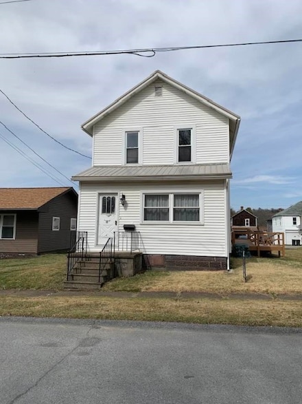 111 South St, New Bethlehem, PA 16242