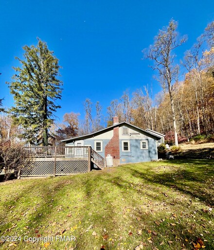 116 Fire House Ln, East Stroudsburg, PA 18301