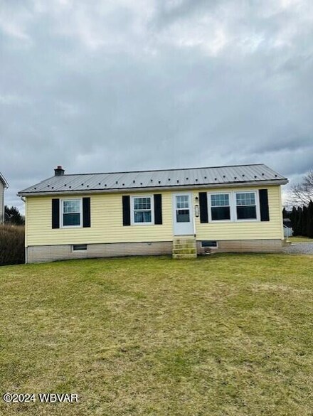 107 Van Horn Blvd, Muncy, PA 17756