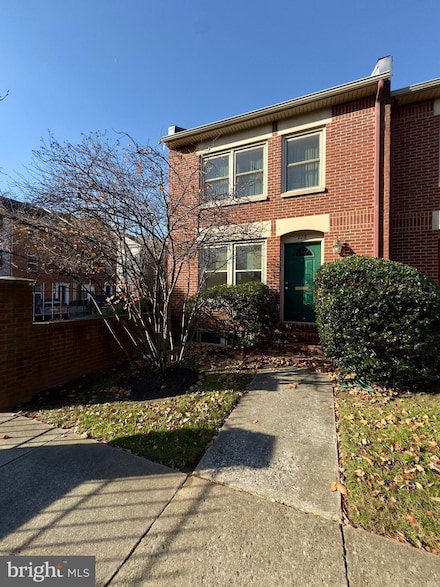 228 Roundhouse Ct, Baltimore, MD 21230