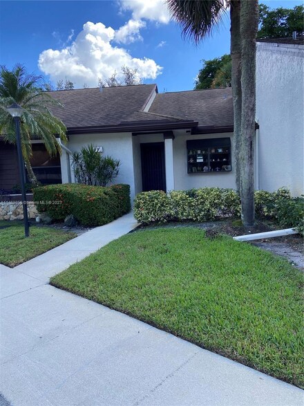 3204 Carambola Cir S Unit 2578, Coconut Creek, FL 33066