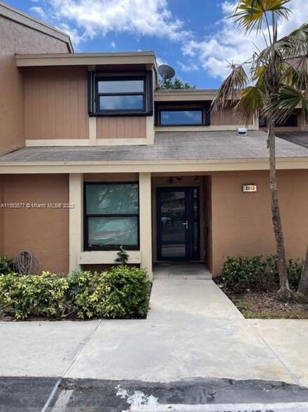 2013 NW 45th Ave, Coconut Creek, FL 33066