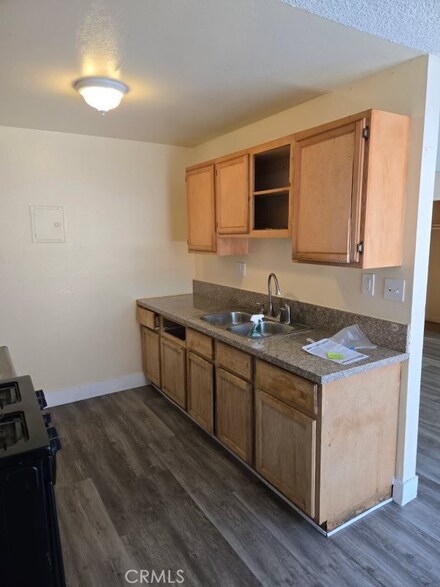 14805 Chase St Unit 107, Panorama City, CA 91402