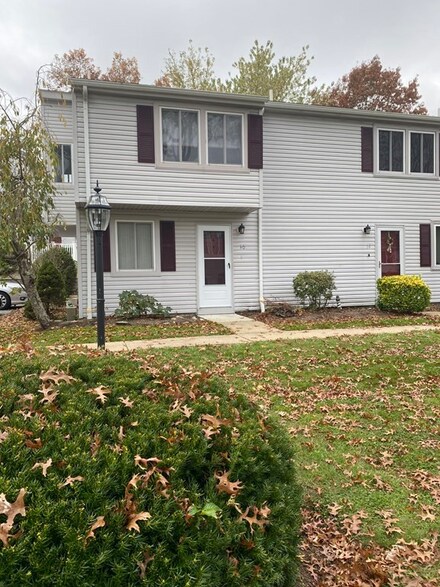 168 Hart St Unit 30, Taunton, MA 02780