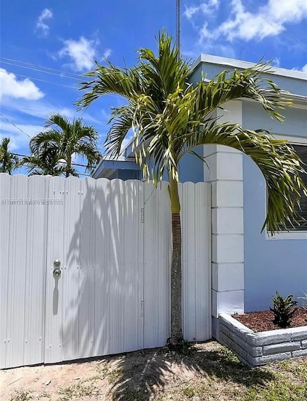 2551 SW 53rd Ave Unit 1, West Park, FL 33023