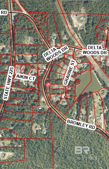 7645 Bromley Rd, Bay Minette, AL 36507