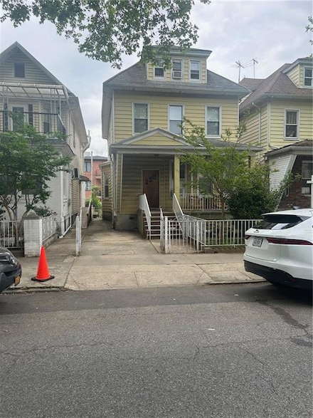 133 Bay 25th St, Brooklyn, NY 11214