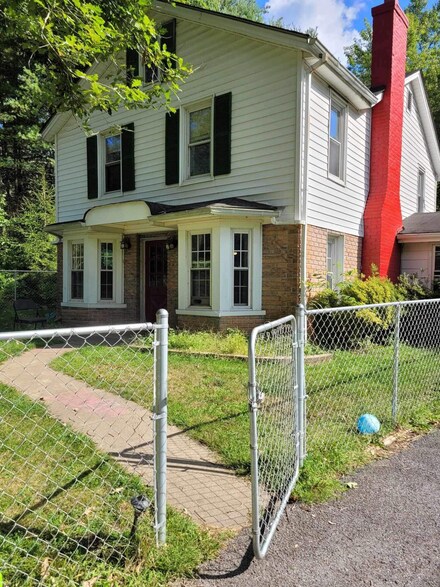 1506 Midland Trail, Covington, VA 24426