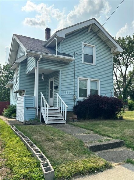 1119 1st St NE, Massillon, OH 44646