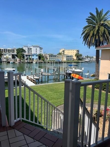 241 Skiff Point Unit 3, Clearwater Beach, FL 33767