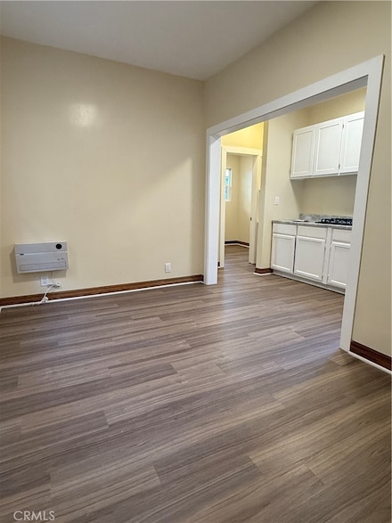 1944 New England St, Los Angeles, CA 90007