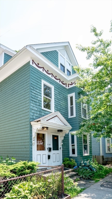 55 Magee St, Cambridge, MA 02139
