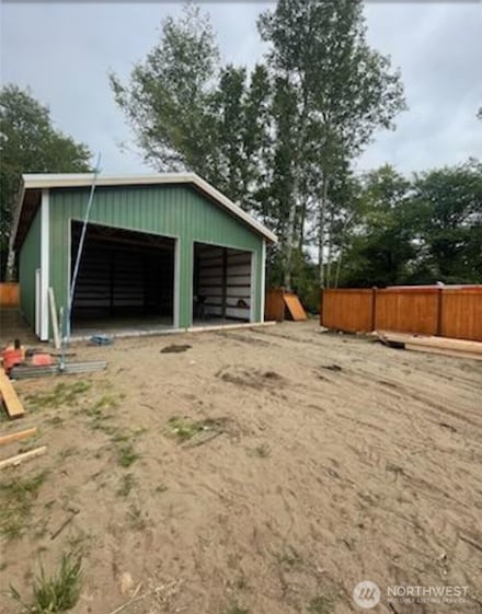 702 N Third St, Westport, WA 98595