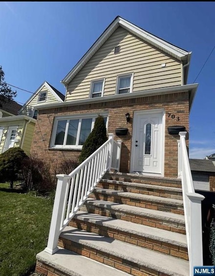 703 Devon St Unit 1st floor, Kearny, NJ 07032