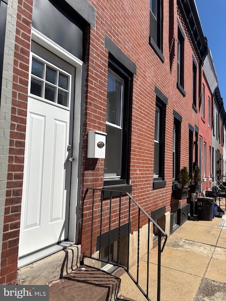 163 W Palmer St, Philadelphia, PA 19122