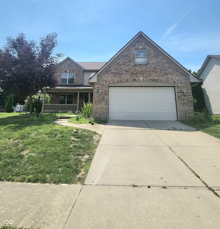 430 N Greenbriar Dr, Greenwood, IN 46142