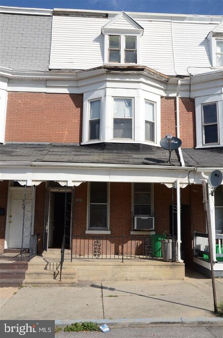 933 W Poplar St, York, PA 17401
