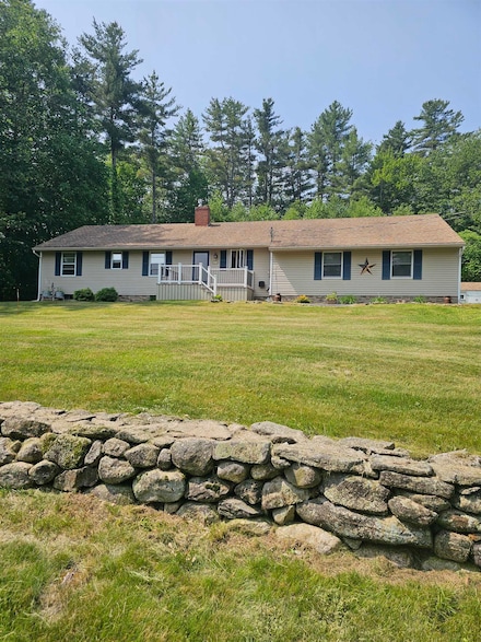 65 Fogarty Rd, Barrington, NH 03825