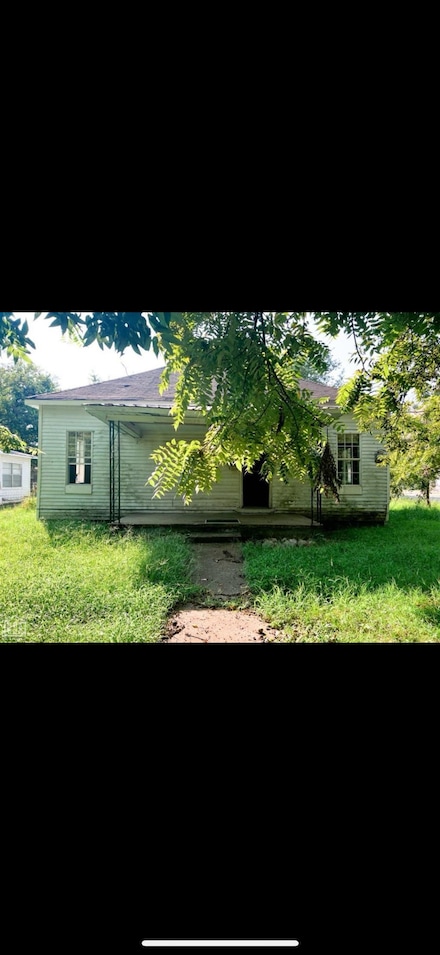 523 SW 5th St, Walnut Ridge, AR 72476