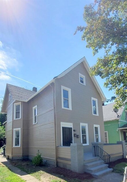 6618 Schaefer Ave, Cleveland, OH 44103
