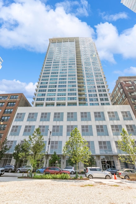 701 S Wells St Unit 1805, Chicago, IL 60607